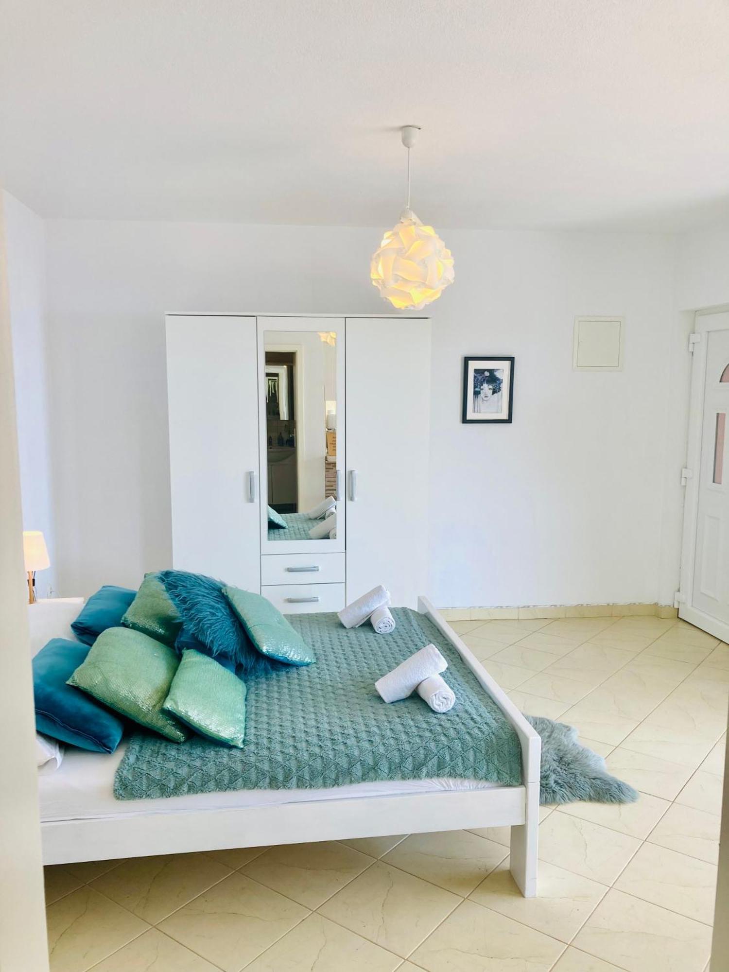 Apartments Jurakovic Živogošće Esterno foto